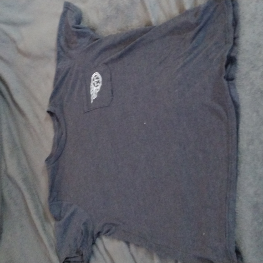 Men's 2X Tennessee Titans pocket t shirt